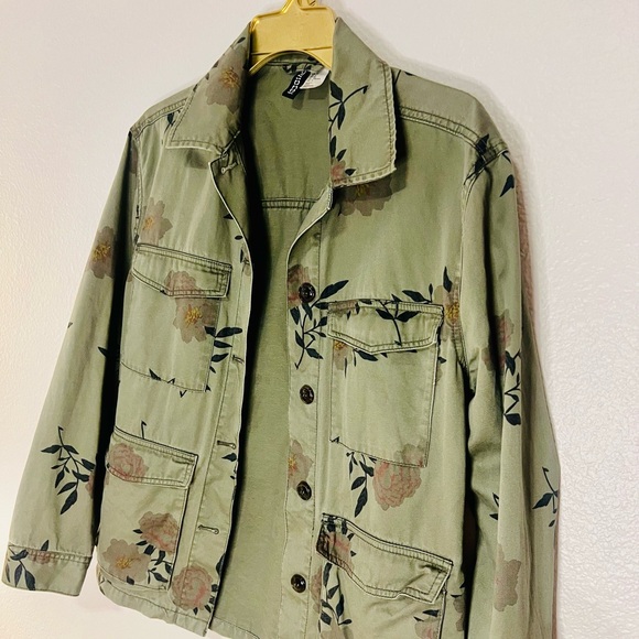 H&M Floral Army Green Women's Jacket - Picture 2 of 3
